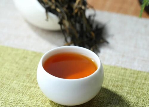 滇红茶11