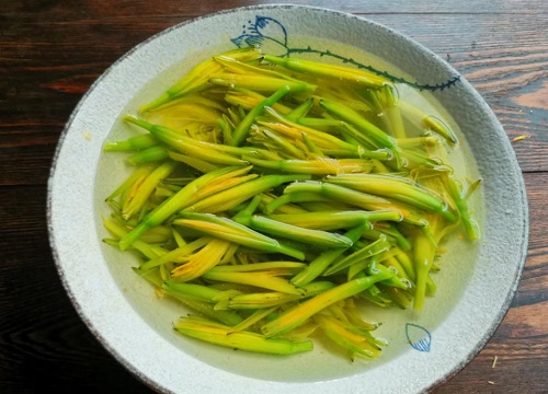 必须要焯水的五种蔬菜 什么蔬菜需要开水焯一下才能吃