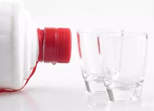 白酒可以浇花吗