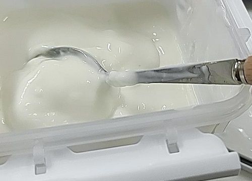 酸奶能浇兰花吗